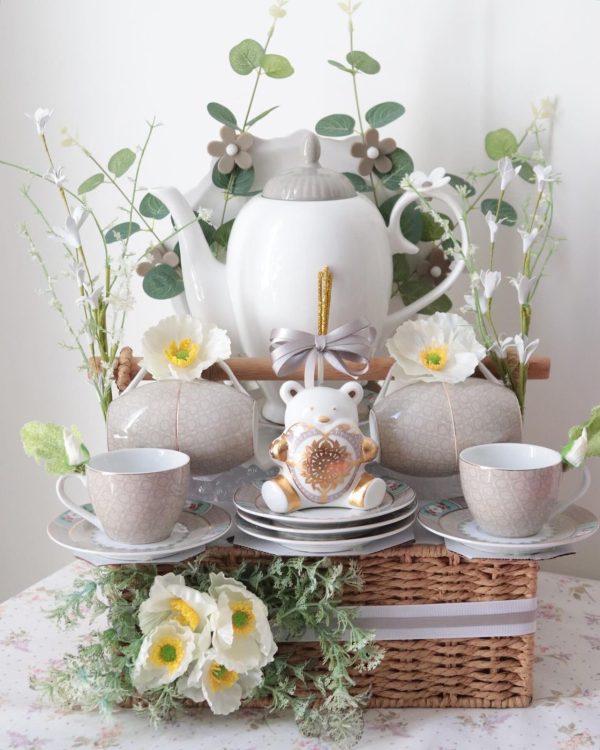Pip Blushing Bird Khaki Gift Hamper