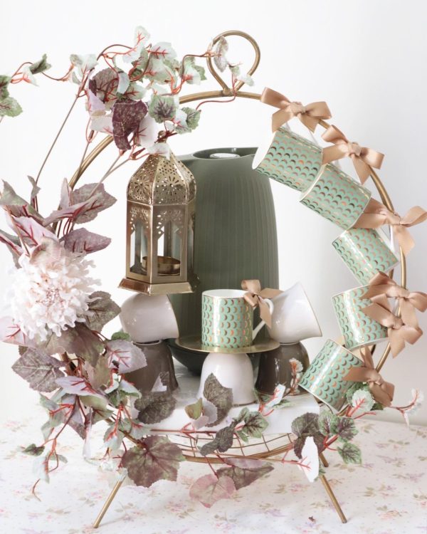 Green Moon Set of 6 Gift Arch
