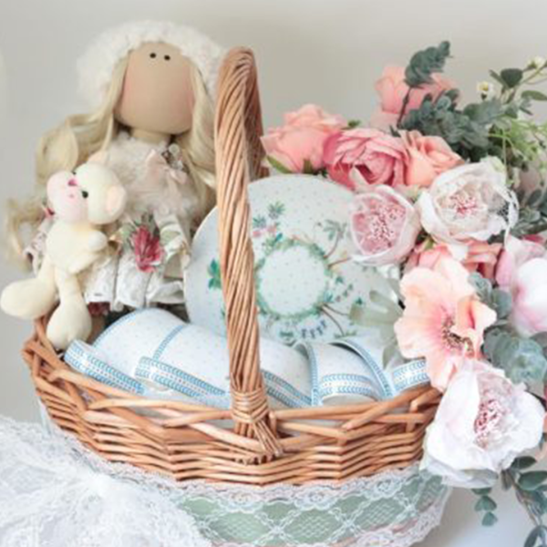 Pip Studio Jolie Set of 6 with Handmade Doll Gift Hamper